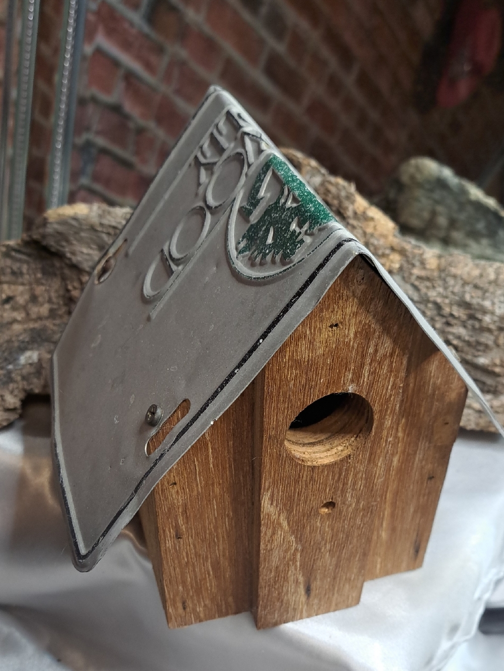 BIRD HOUSE